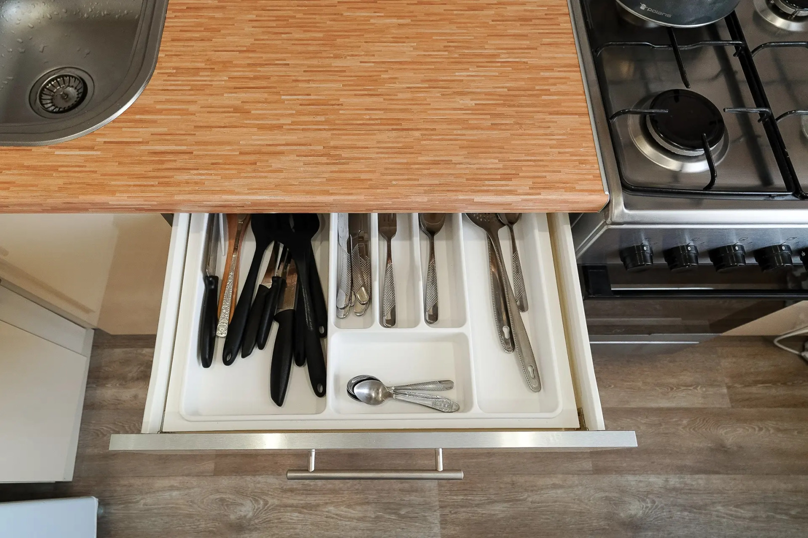 Апартаменты Современная квартира пешком ЖД