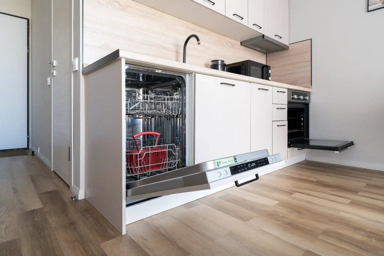 Апартаменты Студия Улучшенная с Видом на Город ЖК Метрополия Башня Афины