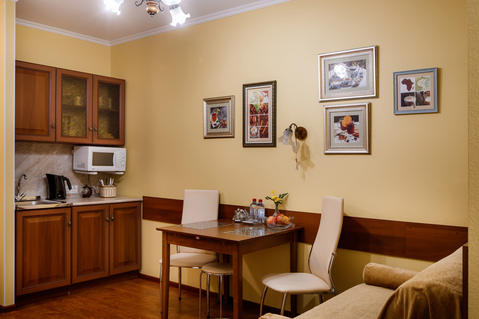 Отель Свердлова 27