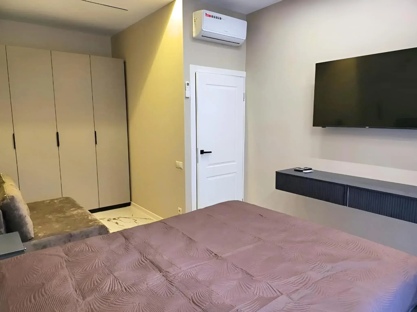 Апартаменты Метрикс 181