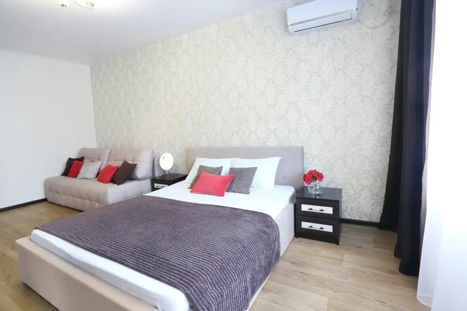 Апартаменты 25 Этажей Magenta