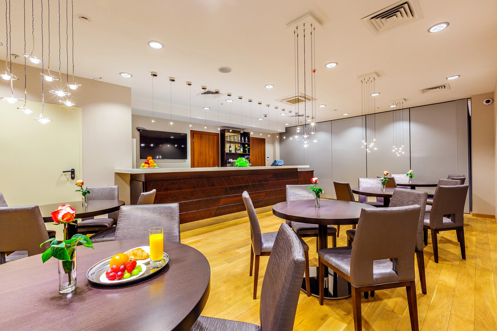 Отель Райкин Плаза