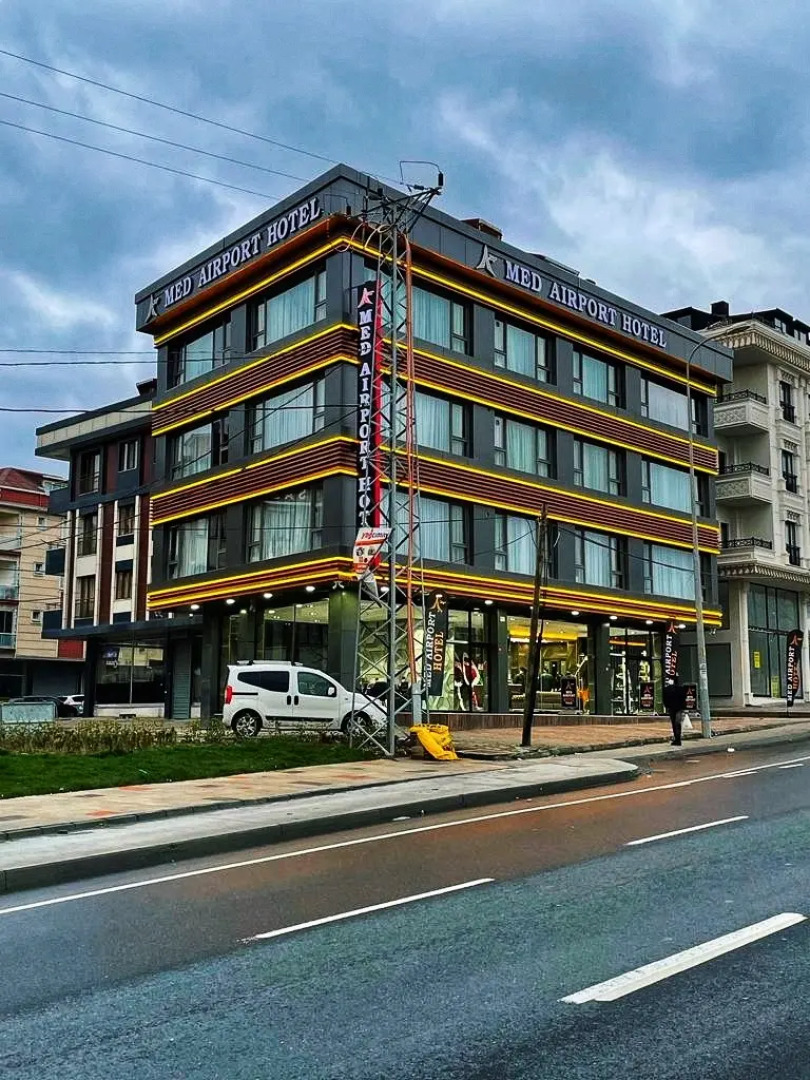Отель Med Airport