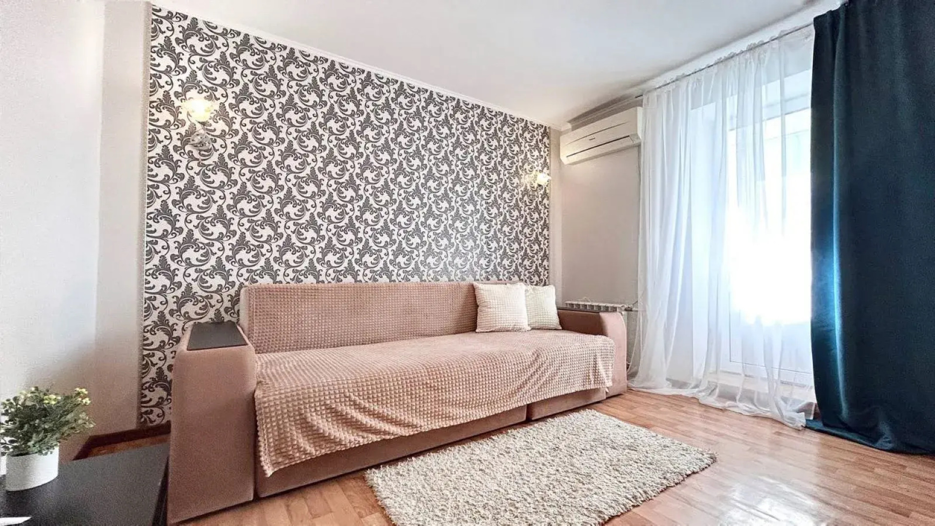 Квартира Большая 2-х Комнатная в Районе Дворца Спорта