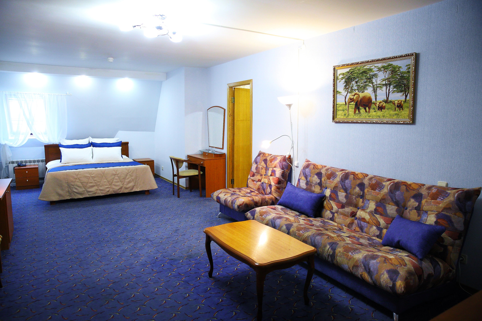 Отель Гостинично-развлекательный Комплекс Континент