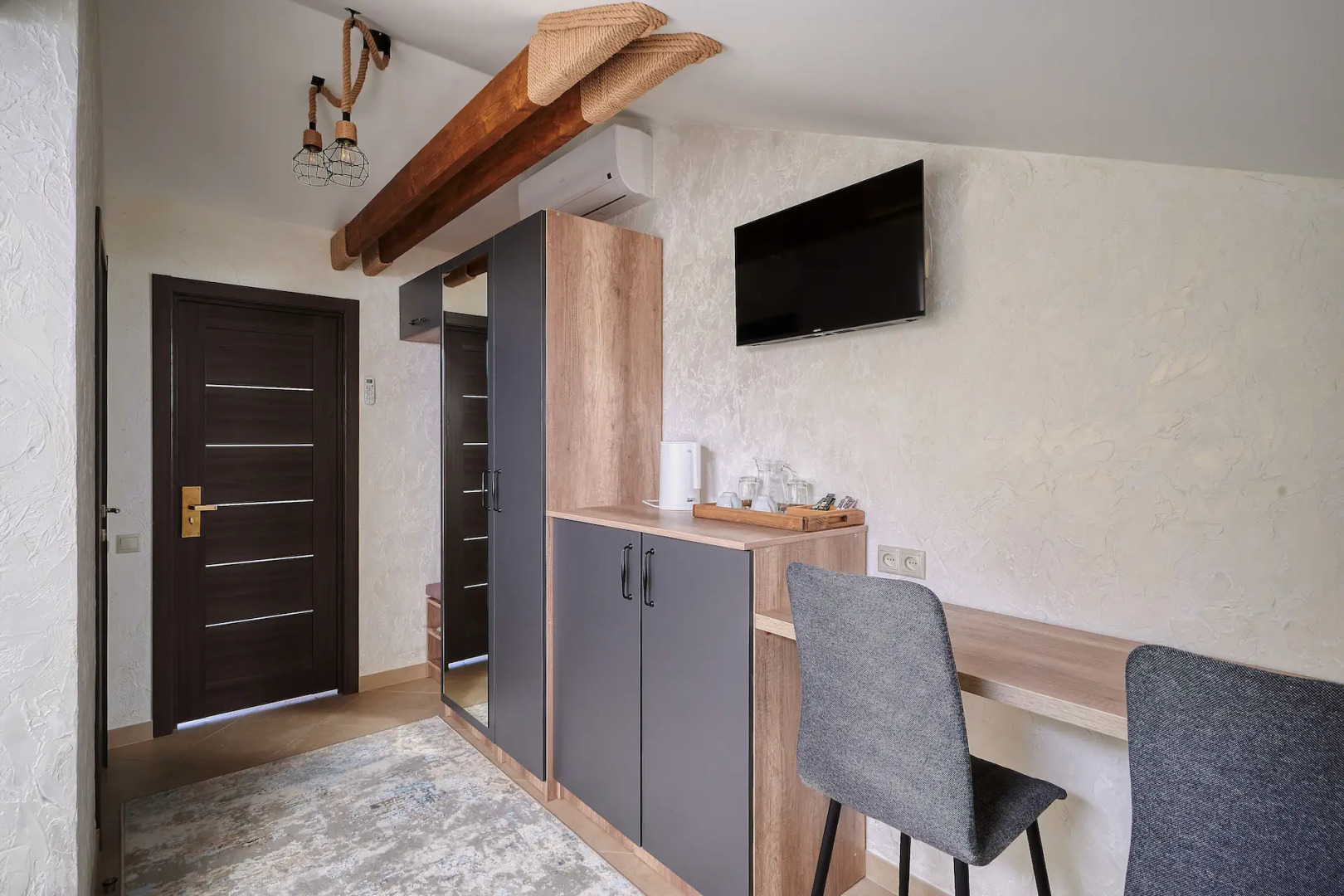 Отель Винтерфелл Новокузнецкая