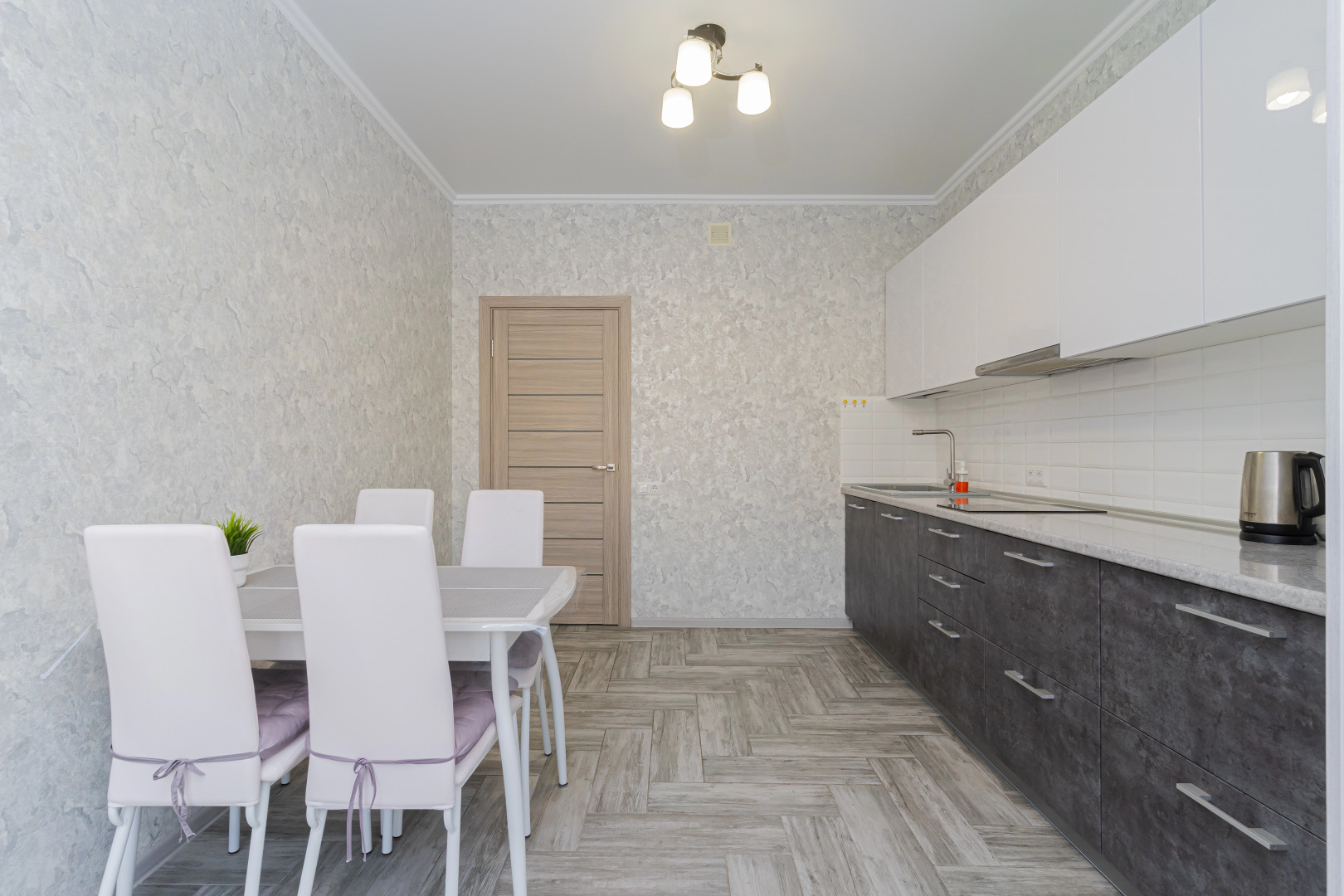 Квартира ЛЮКС Посуточно в ЖК Жигулина Роща