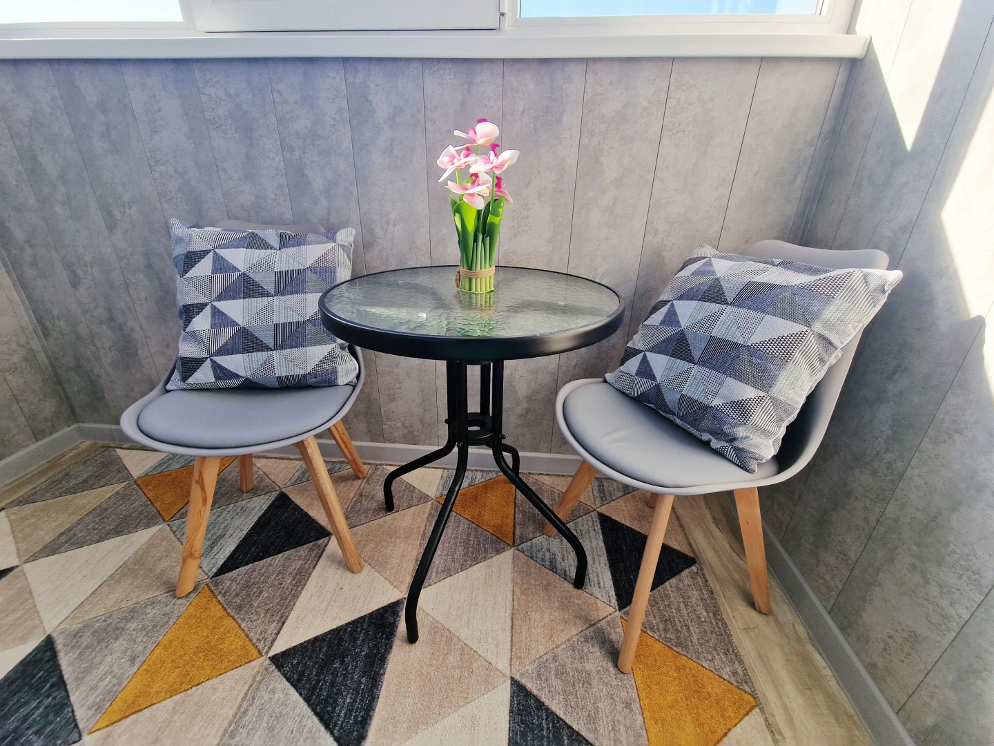 Апартаменты двухкомнатные  в новостройке