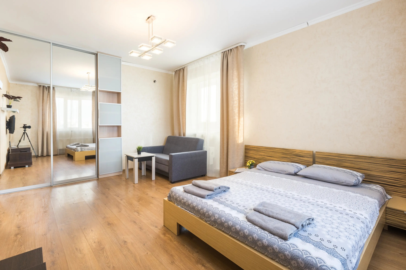 Апартаменты Бориса Богаткова 208/2