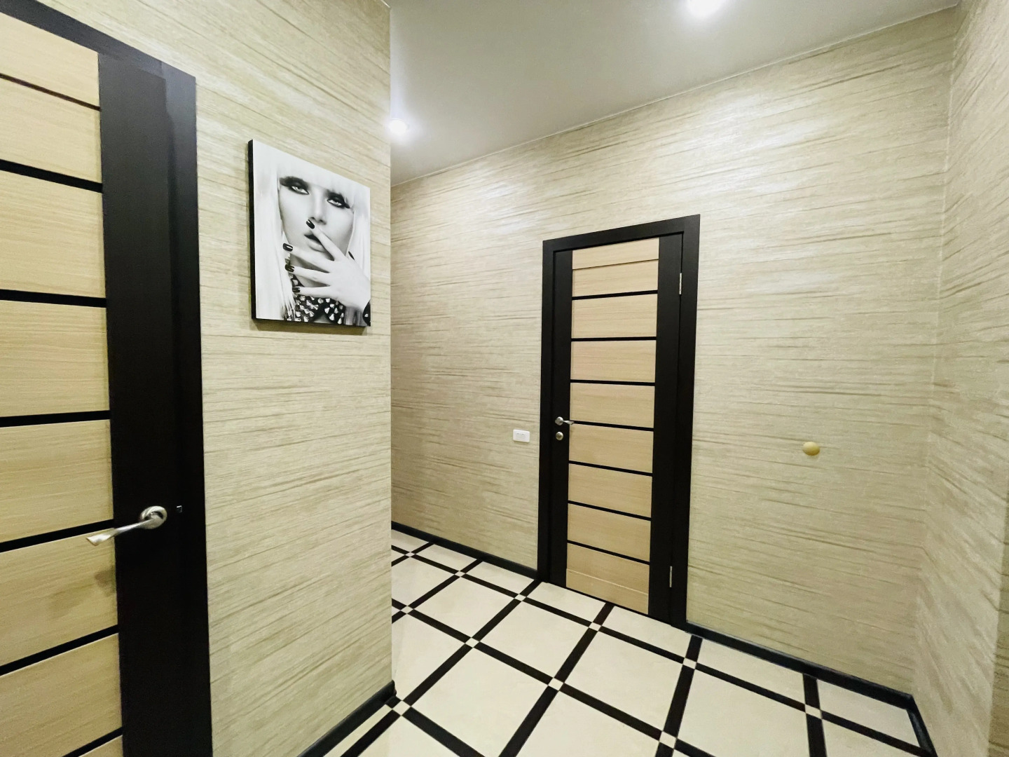 Квартира самый центр Плеханова 14 5 этаж