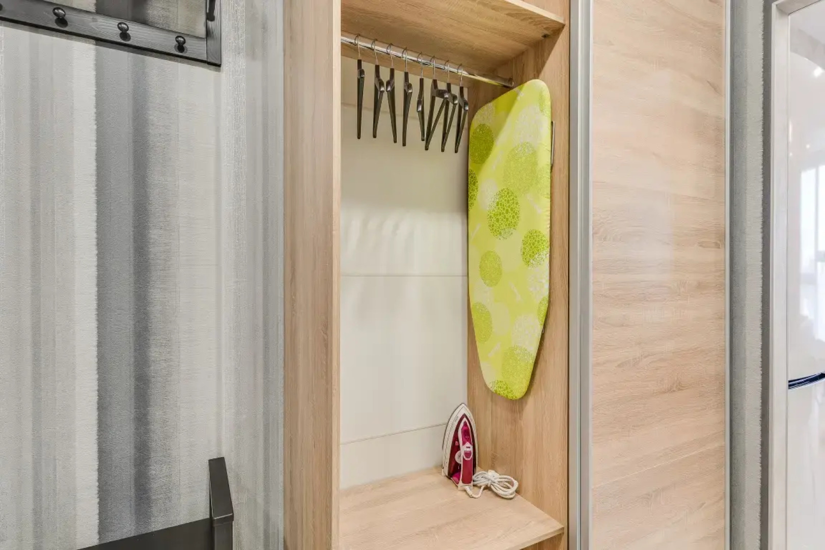 Апартаменты Престиж с Красивым Видом Business Apartments