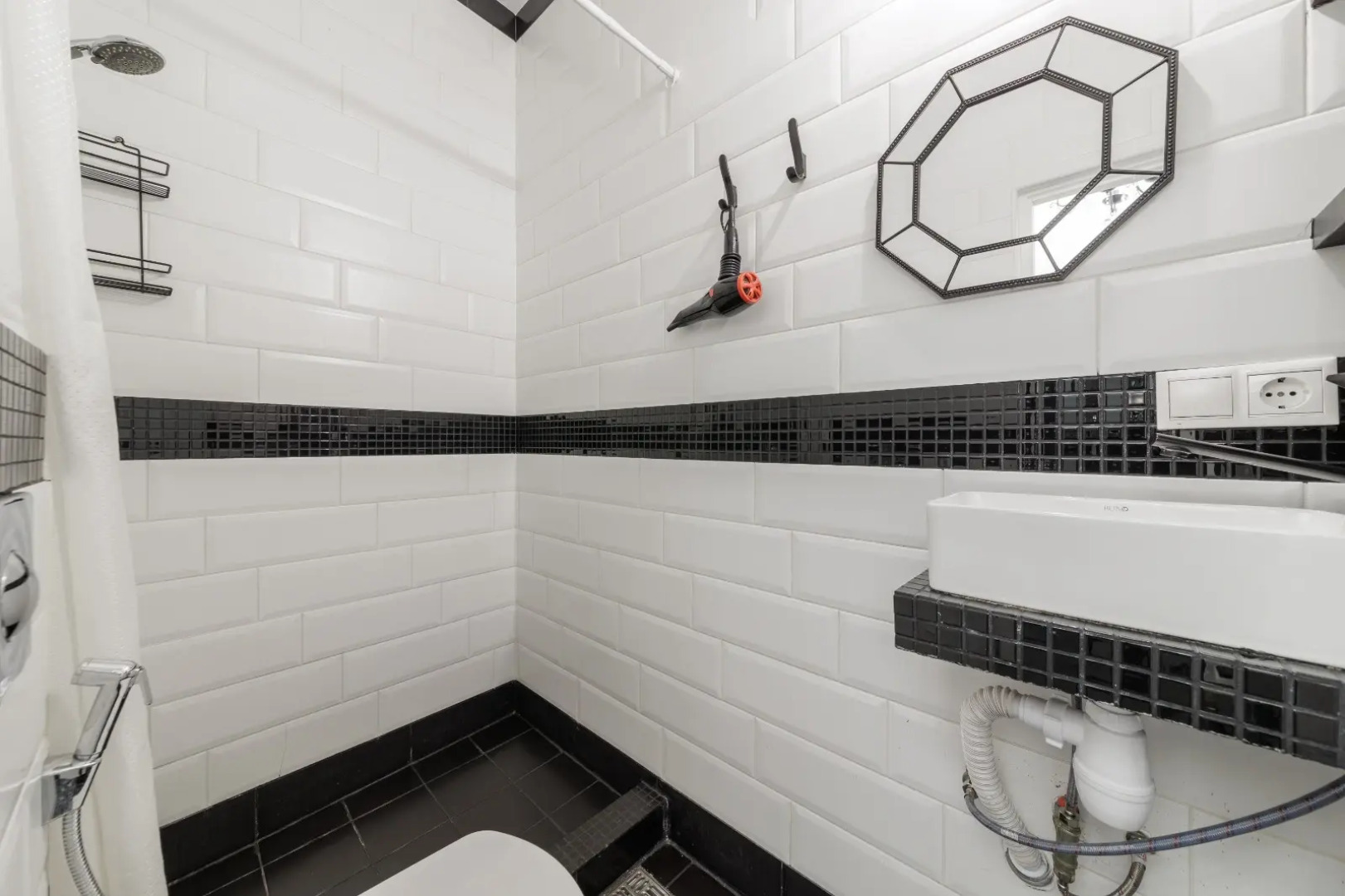 Апартаменты 4-комнатные на Лиговском 44 DereMRents