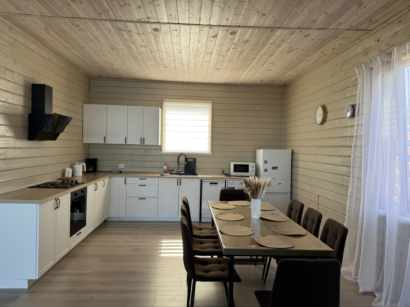 Частный дом у озера Онежская Горка