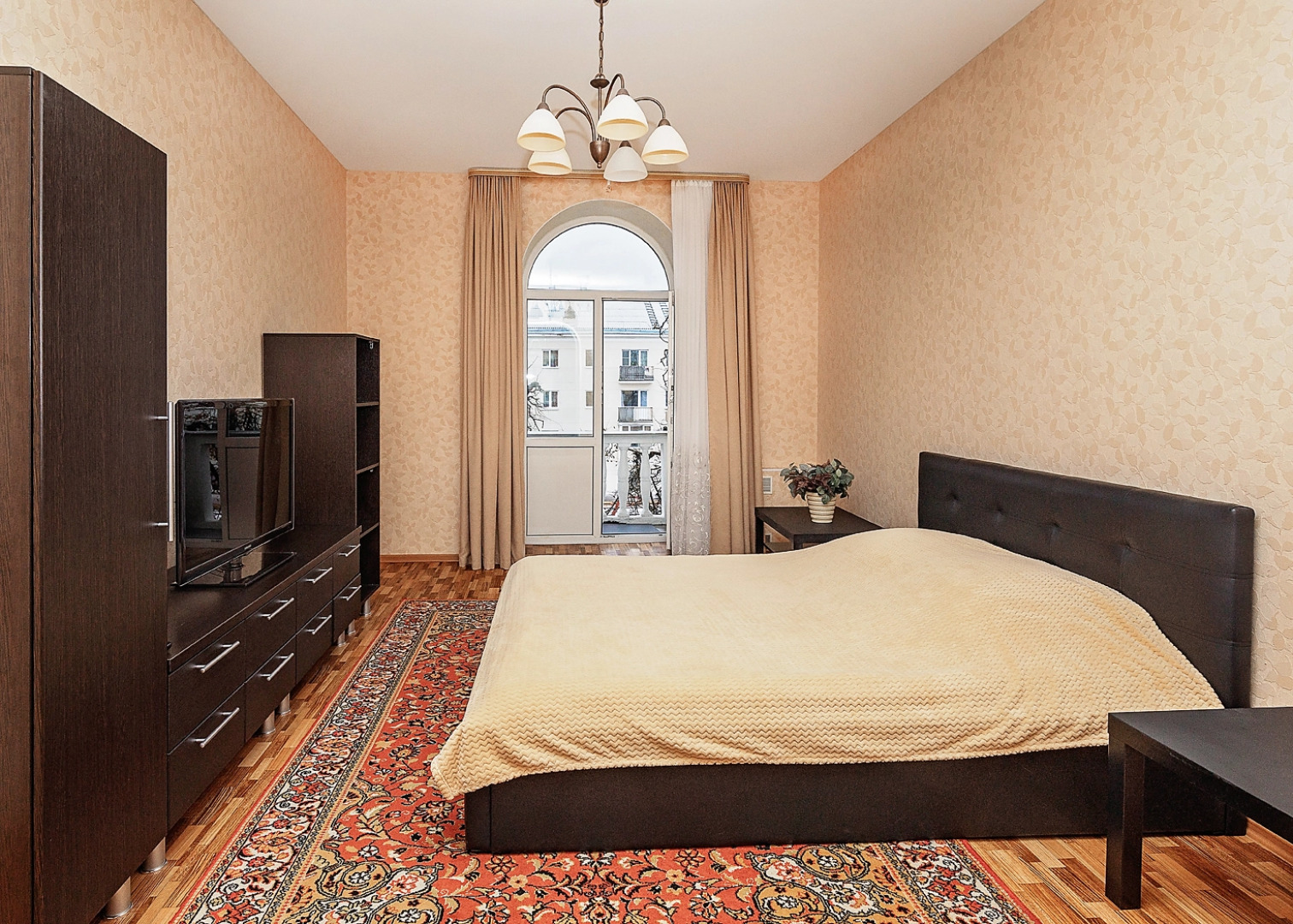 Квартира  Октябрьский проспект 15