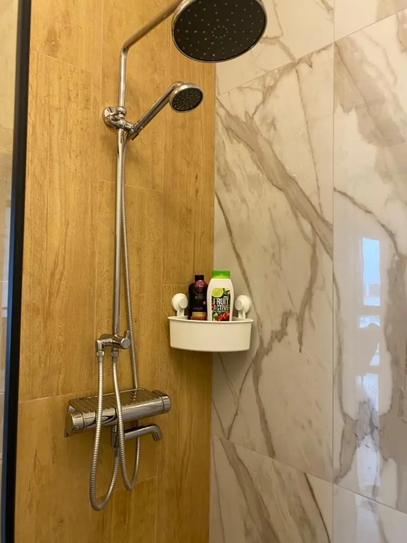 Апартаменты 1503 Верхнеторговая площадь 4