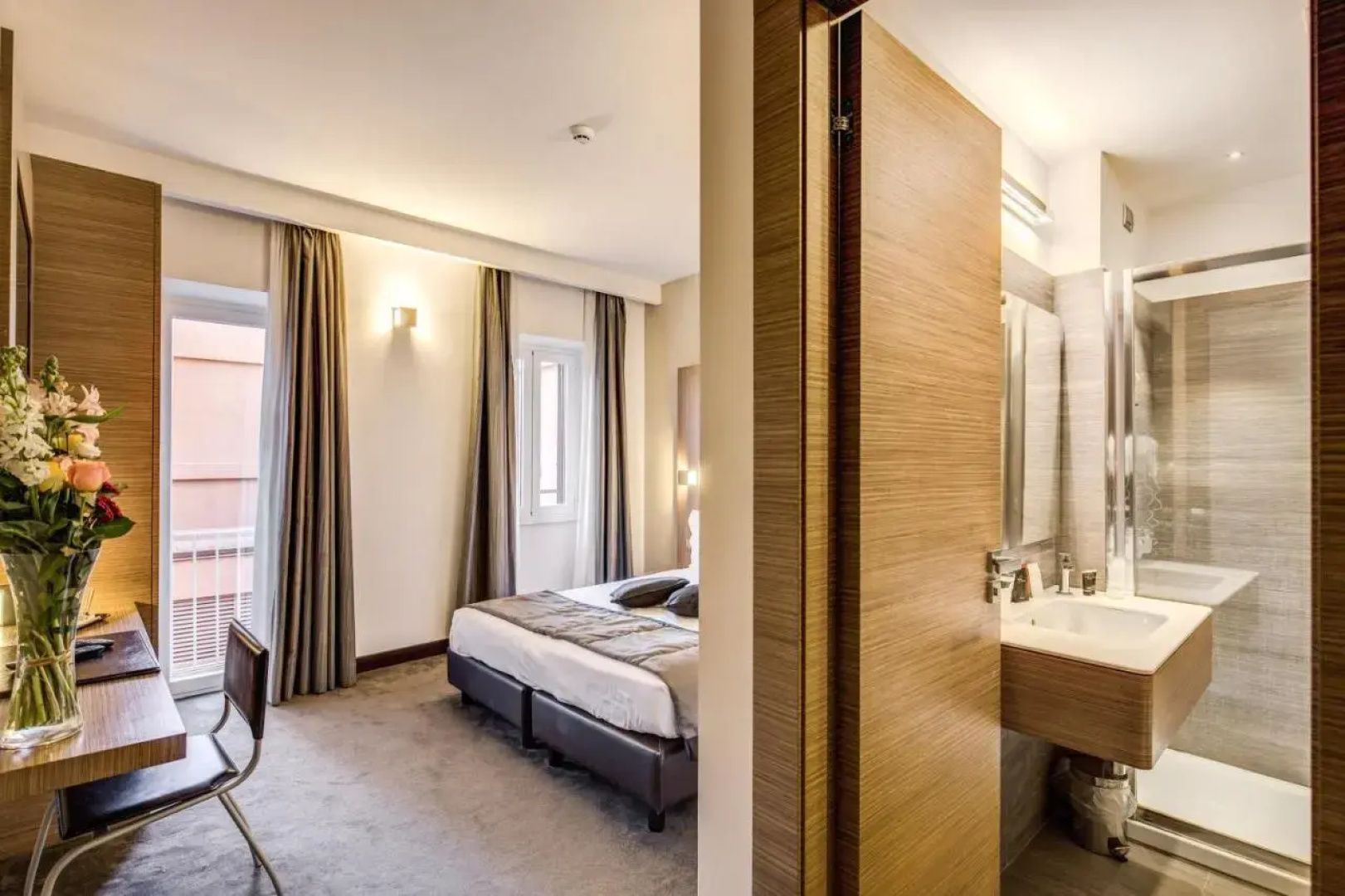 Hotel Trevi