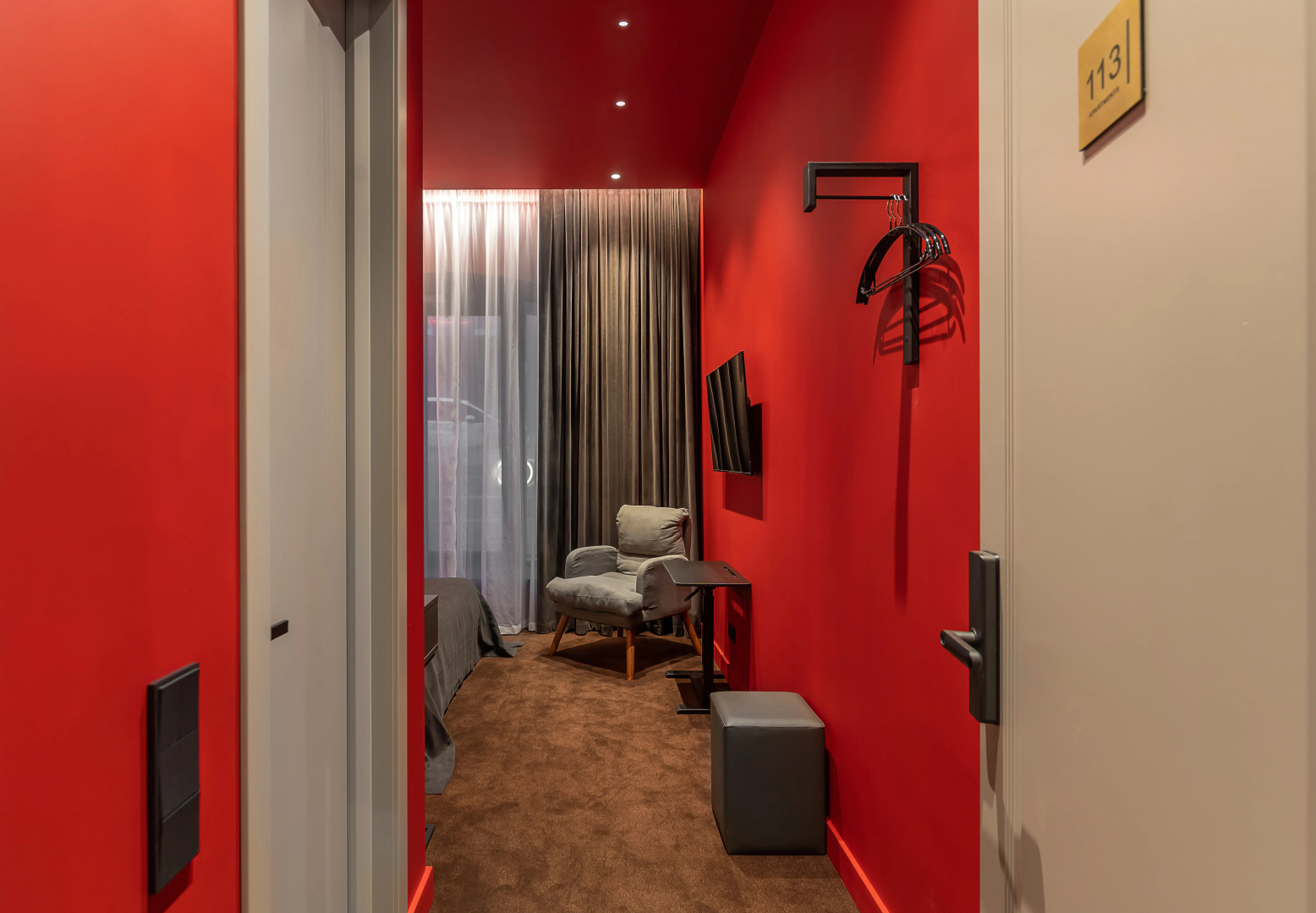 Апартаменты Red room в NikolaevBuilding