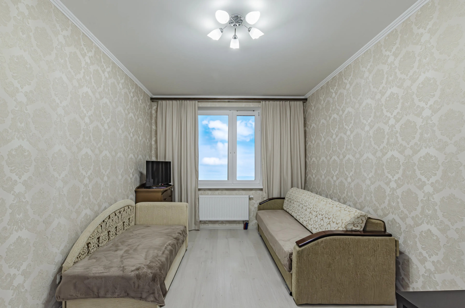 Квартира на Родины 24В