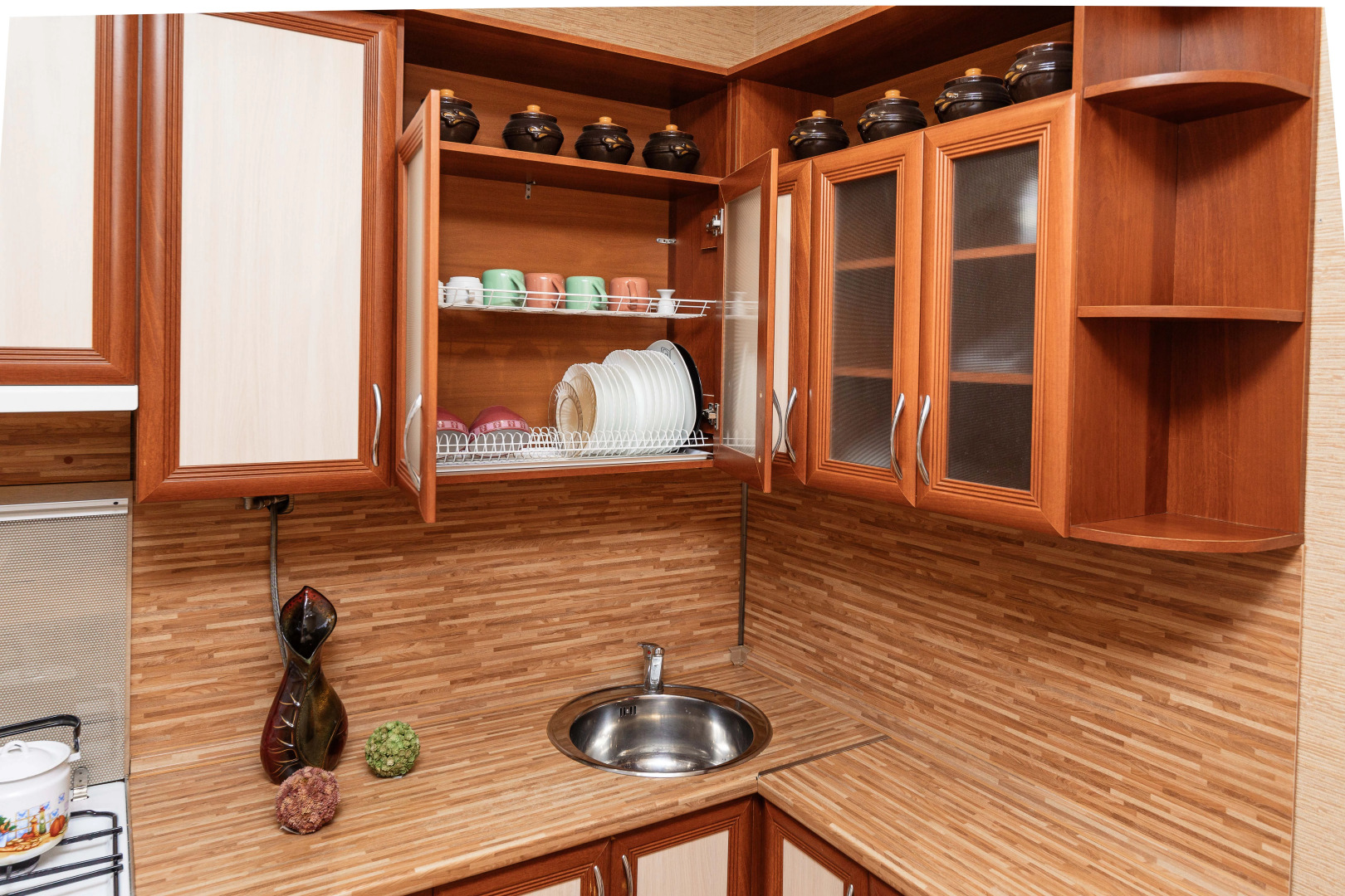 Квартира  Октябрьский проспект 15