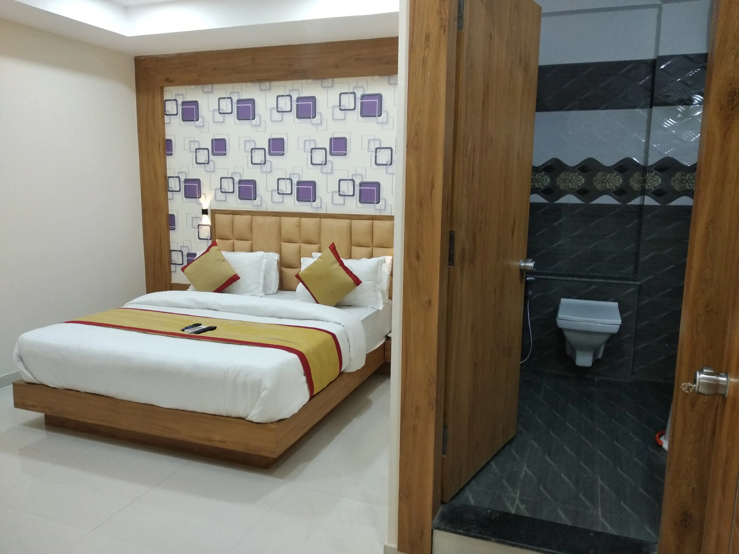 Отель Rest & Ride