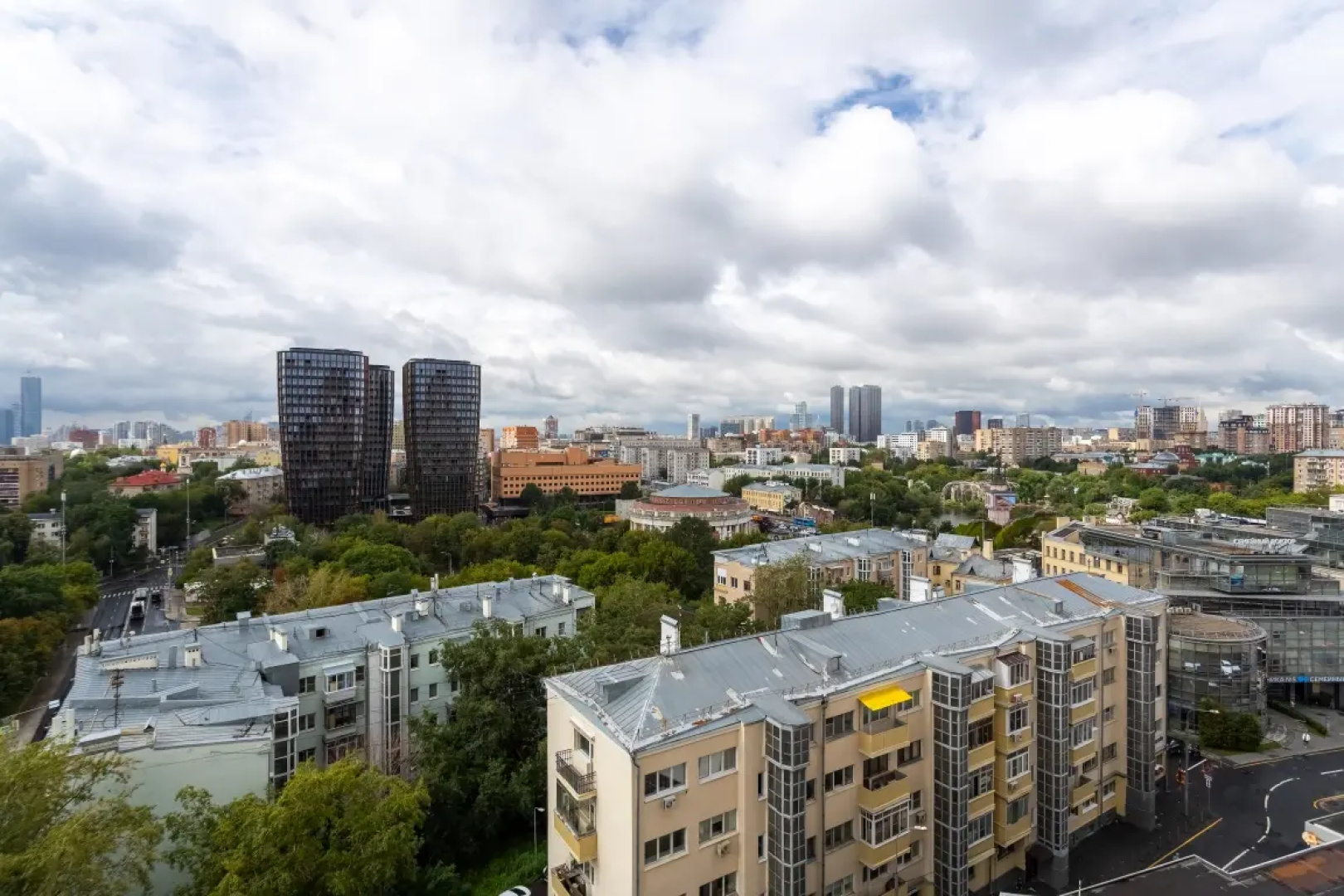 Апартаменты Люкс с Балконом и Видом на Москва-Сити