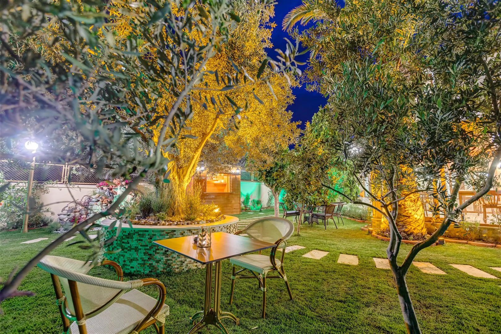 Cunda Özerbey Konaği - +13 Adults Only