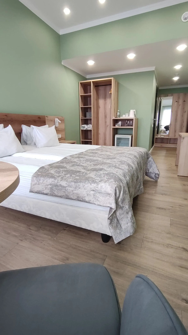 Отель Шери Холл