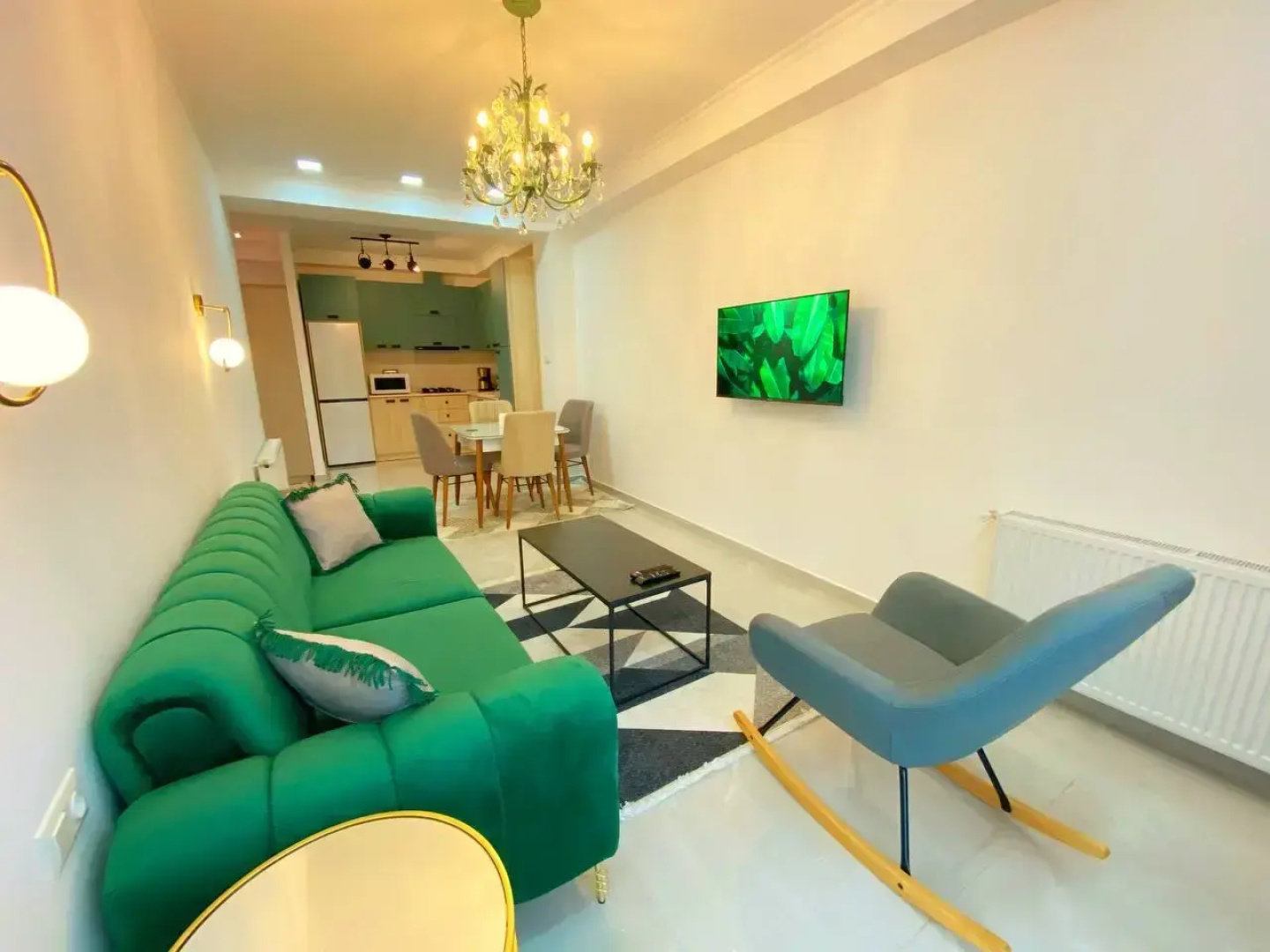 Апартаменты City Heart Luxury Apartment