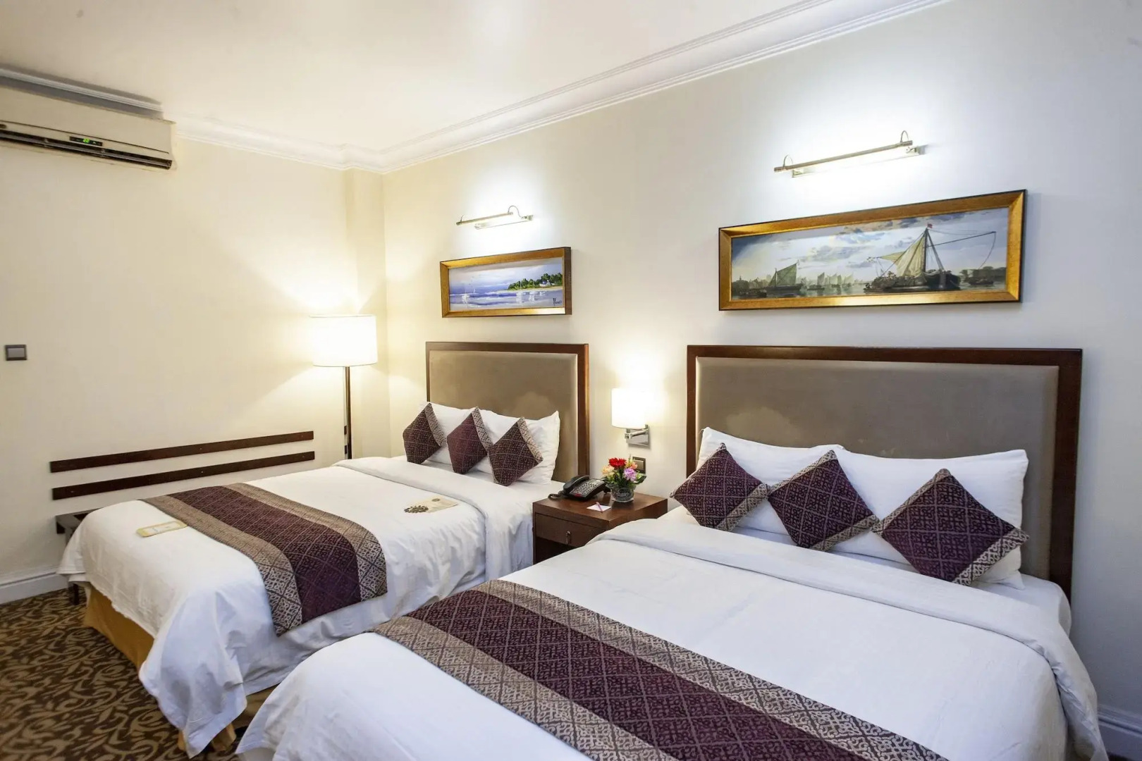 Отель Royal Park Residence