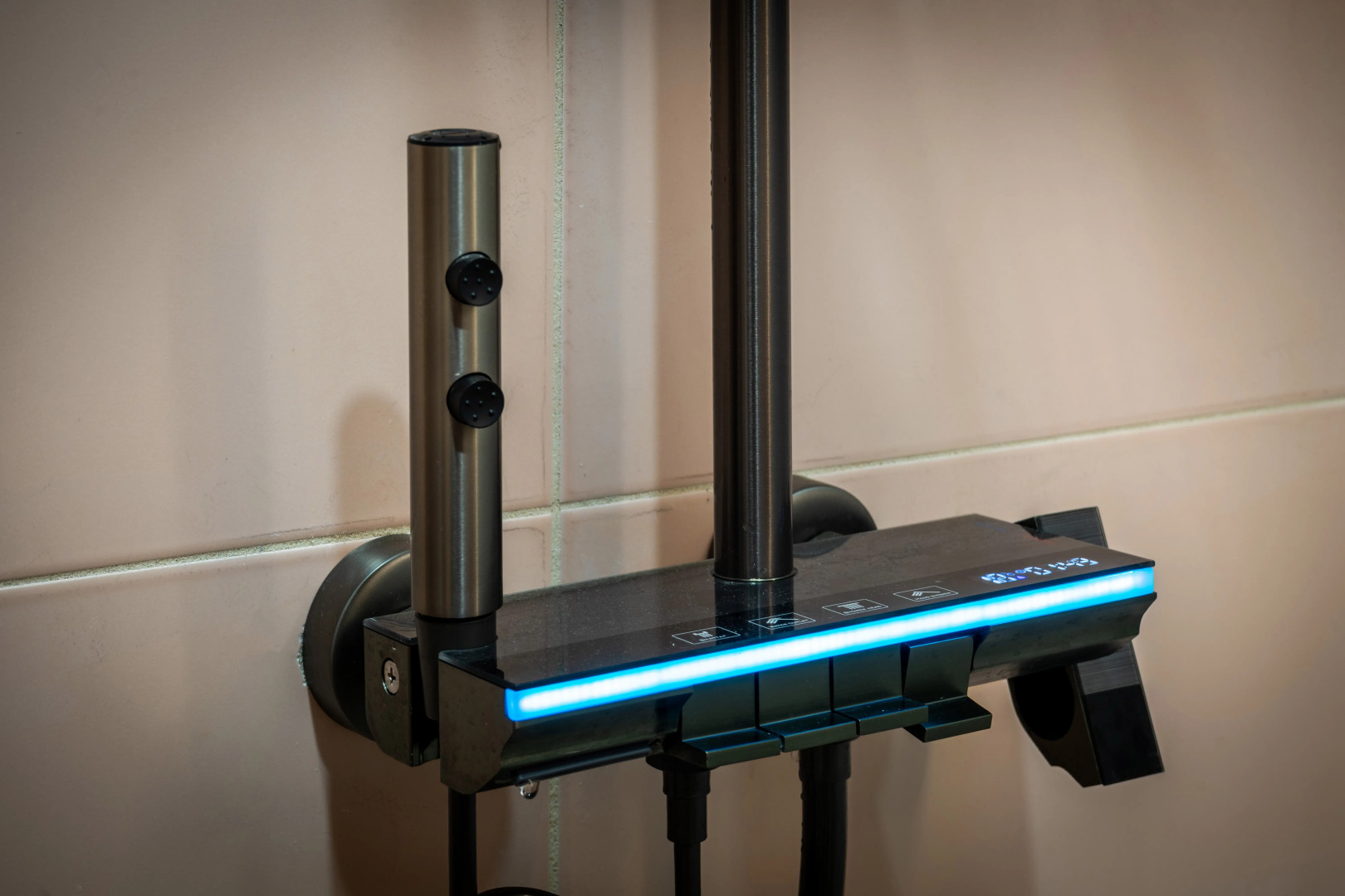 Апартаменты Просторная студия с балконом и видом на горы