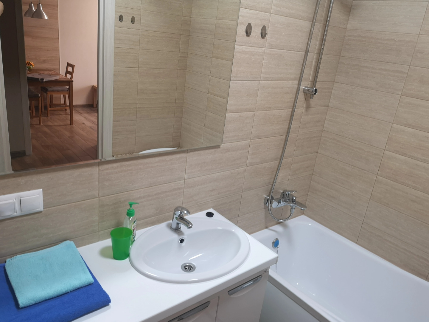 Апартаменты 1 на Ангарской 100а