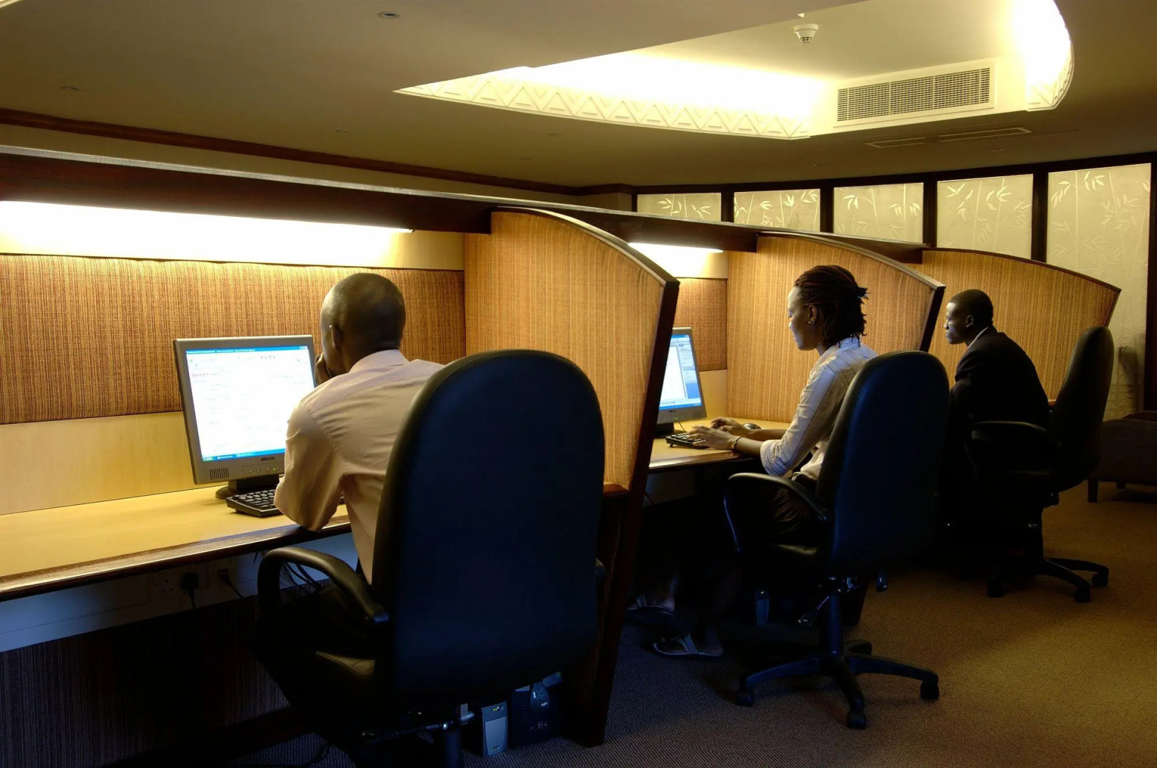 Отель Kampala Serena