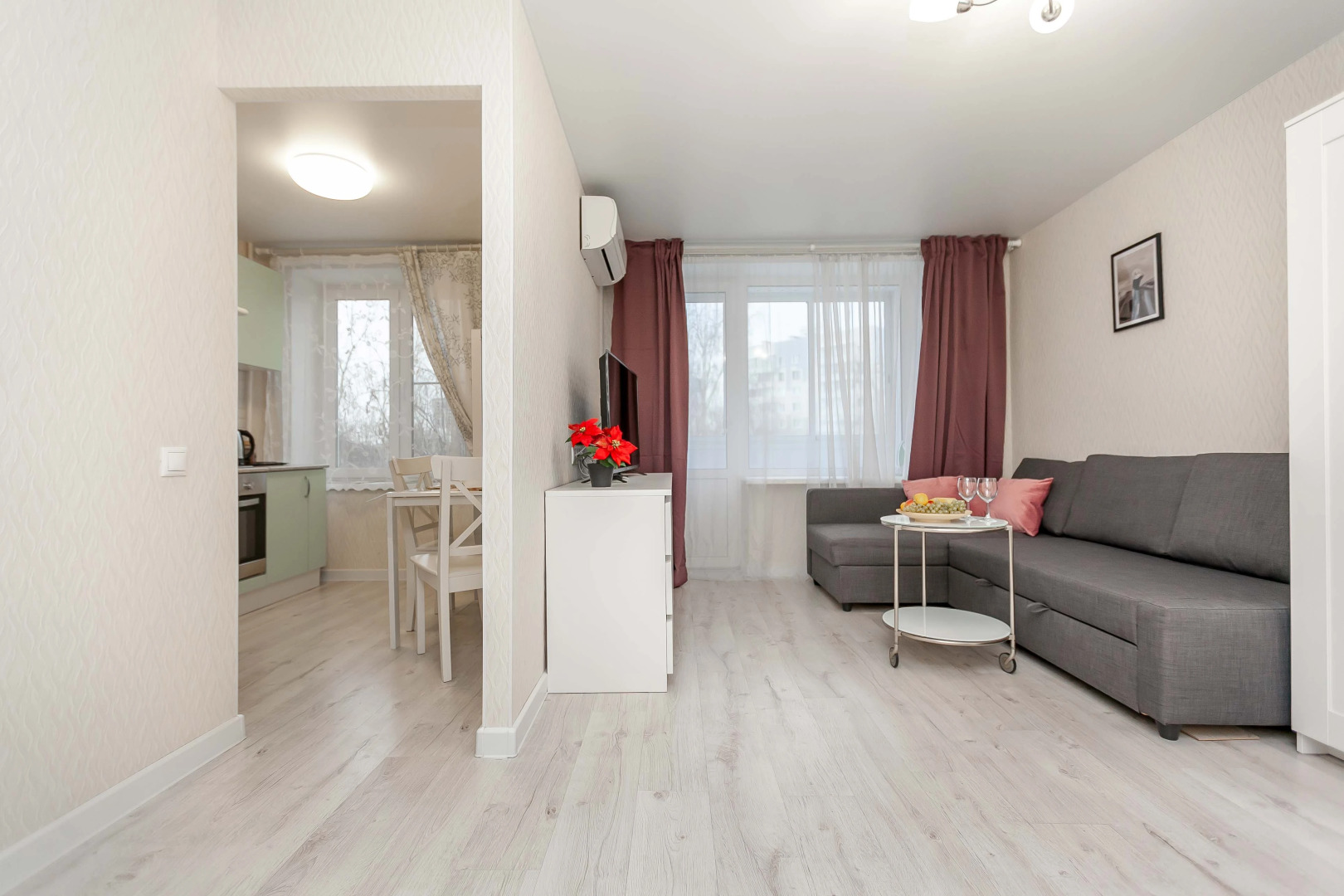 Апартаменты на Академической