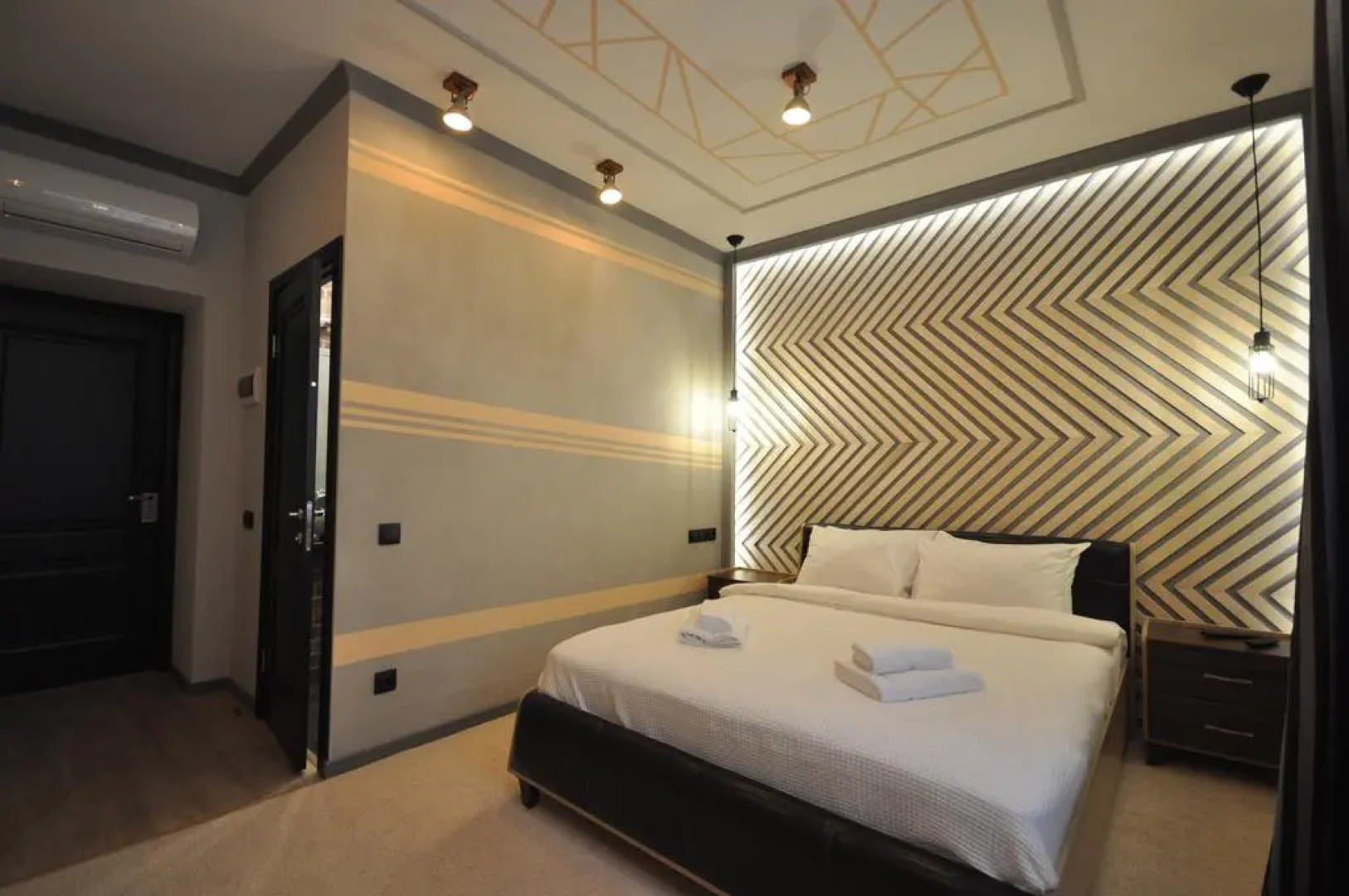 Городская гостиница The 7 Dreams