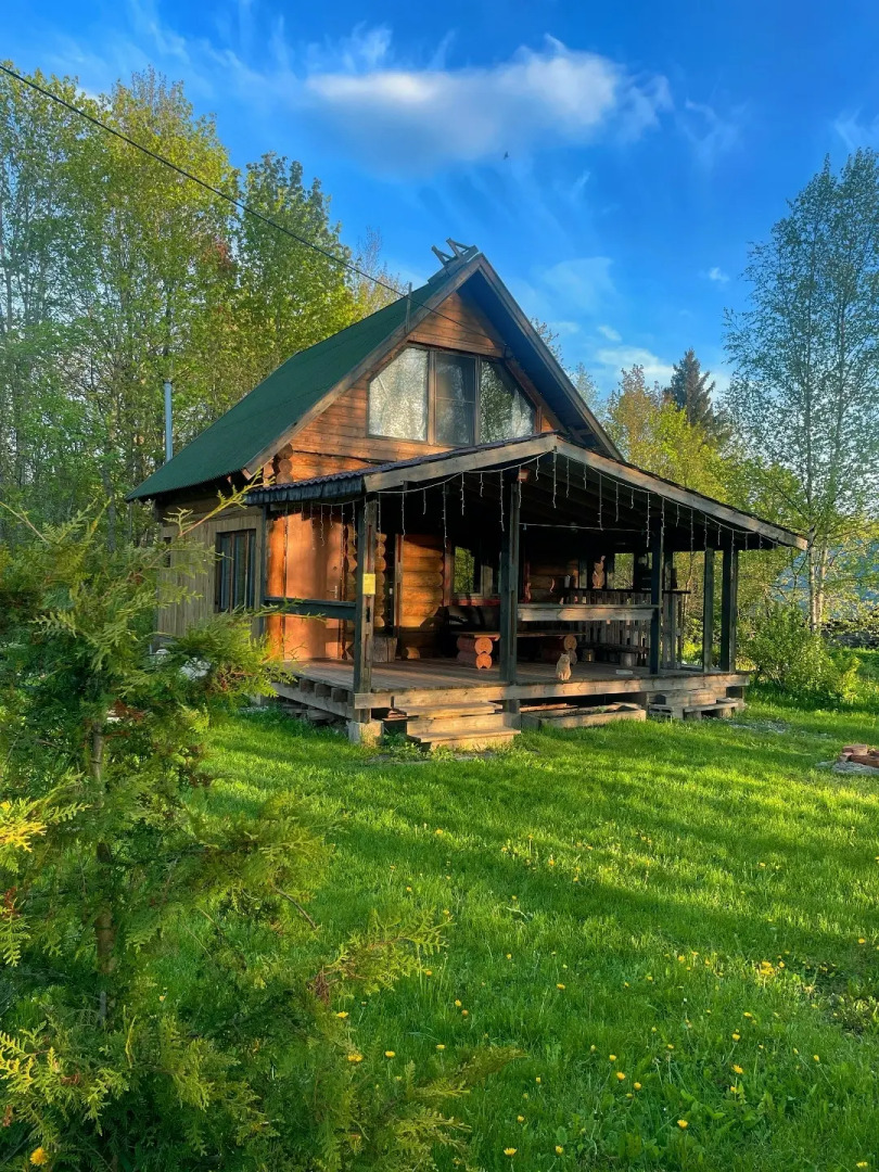 Частный дом Избушка луна