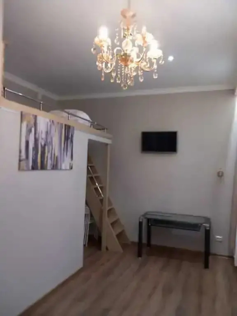 Апартаменты 4-я Советская 25