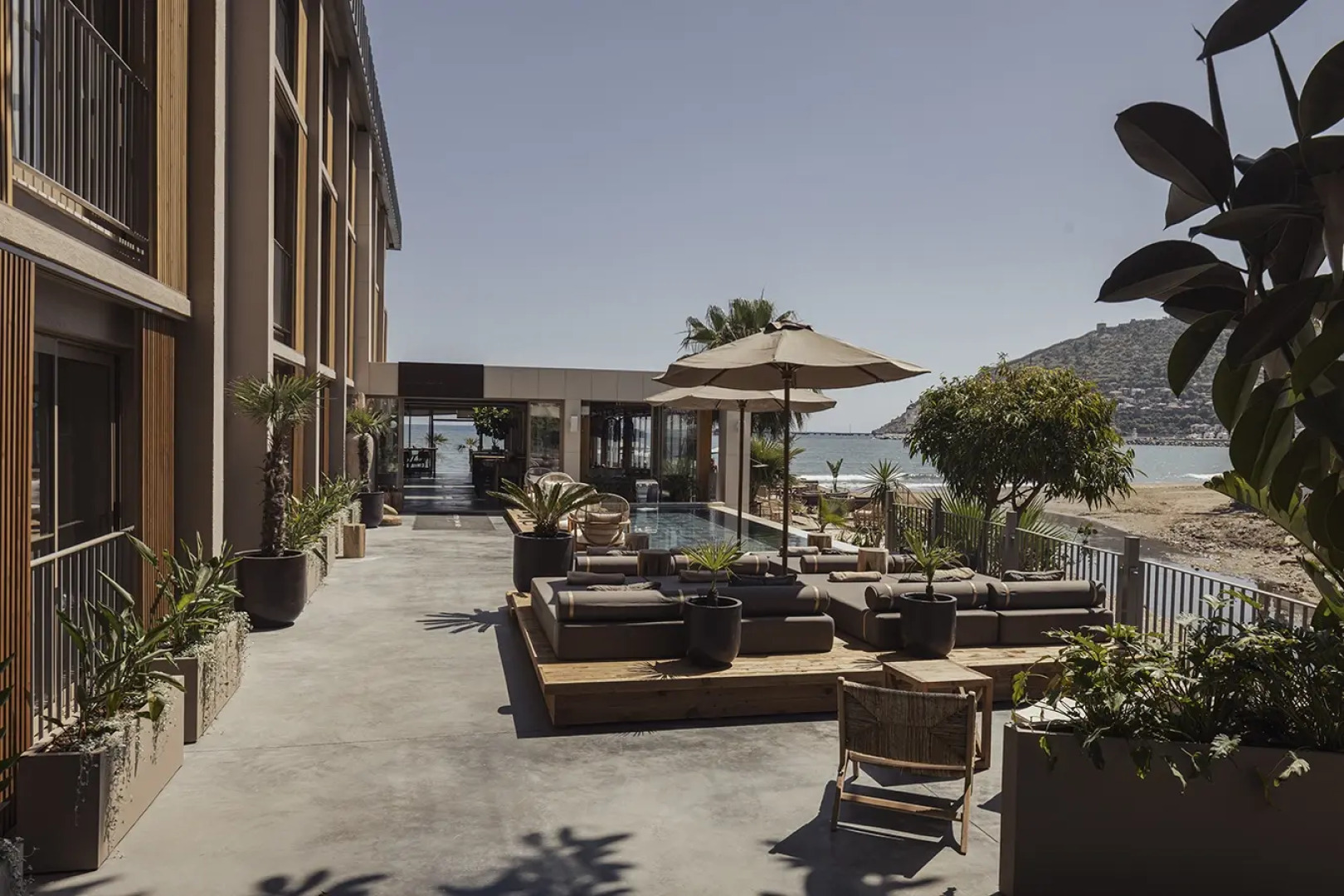 En Vie Beach Boutique Hotel