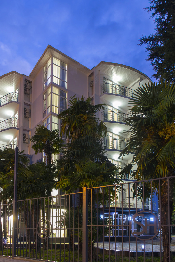 Sunrise Garden Hotel