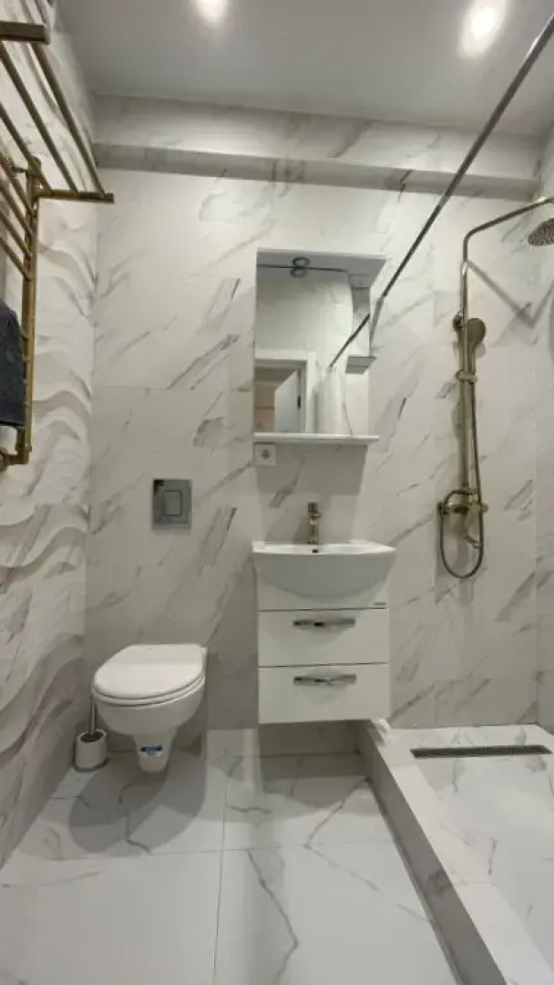 Апартаменты Евро 2-ком с балконом возле моря в центре Адлера Ajax