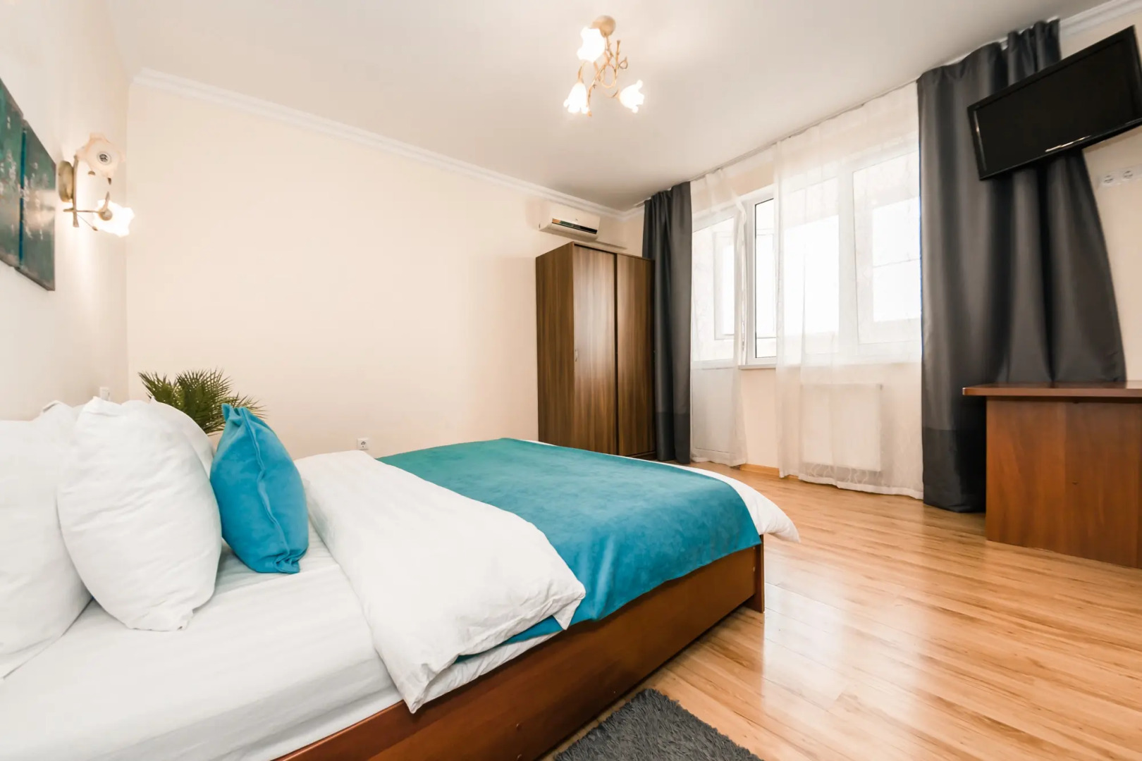 Апартаменты 40 лет Победы 1