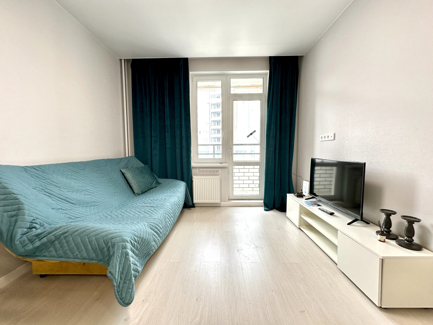 Апартаменты Люкс Аквамарин с дизайнерским ремонтом, для большой семьи