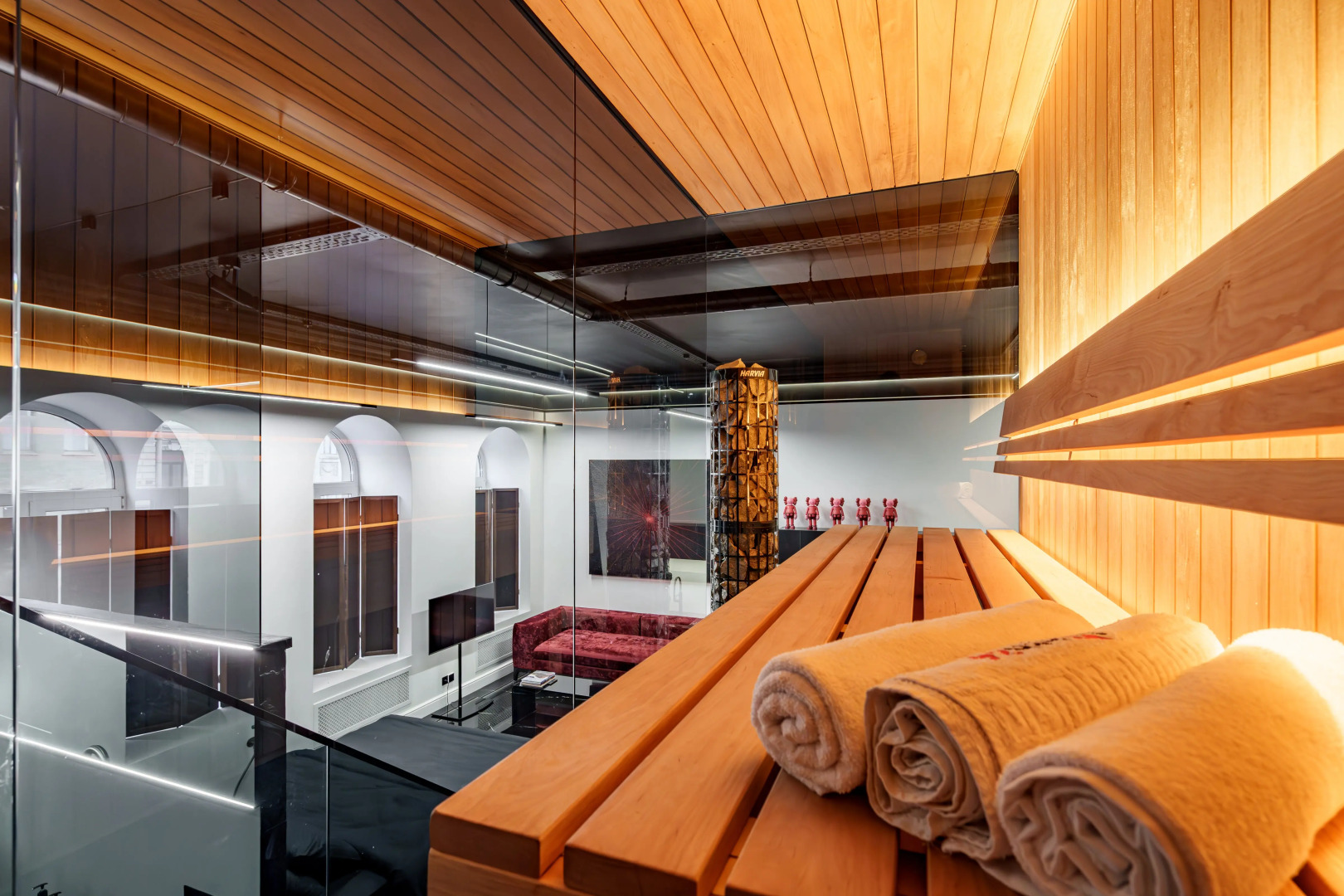 Апартаменты на Невском проспекте hth24 Apartments, авторский дизайн, сауна, камин