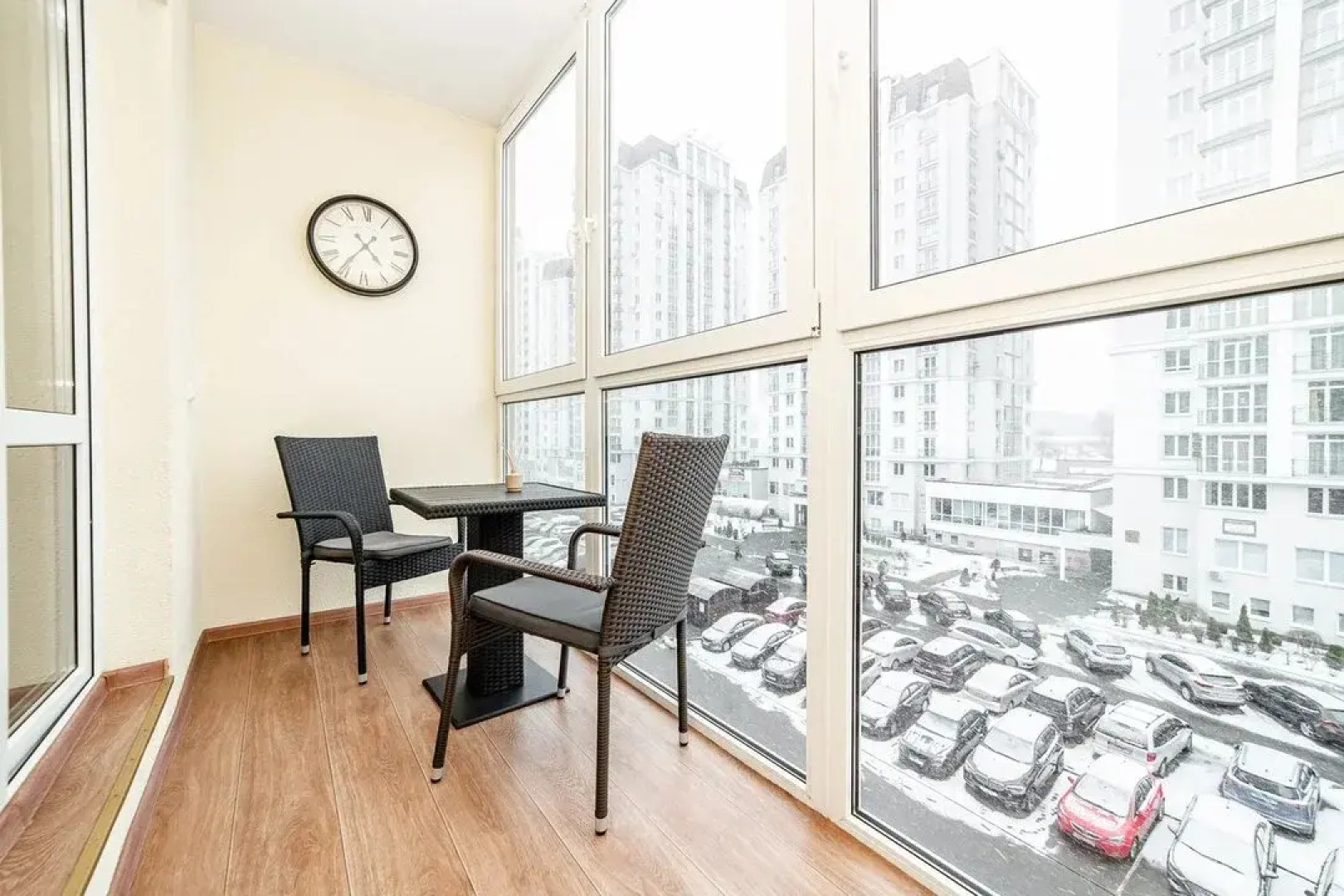 Апартаменты возле Национальной Библиотеки и ТРЦ Dana Mall на Туровского 26