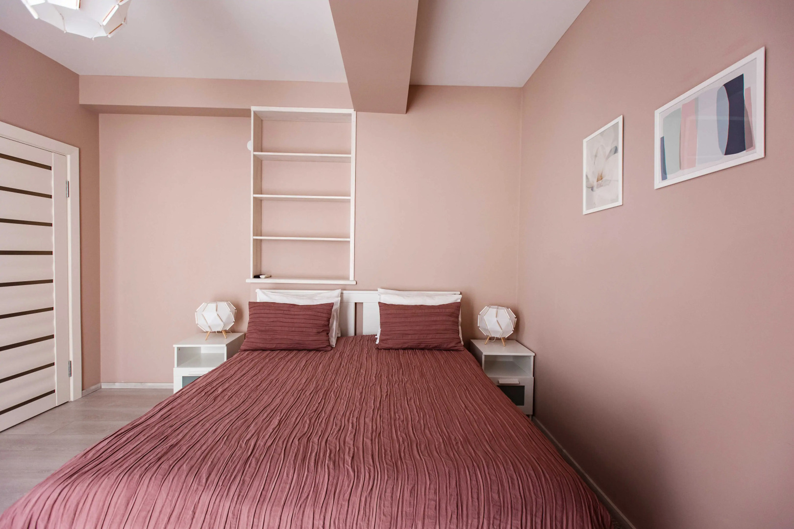 Апартаменты Комфорт с отдельной спальней и балконом