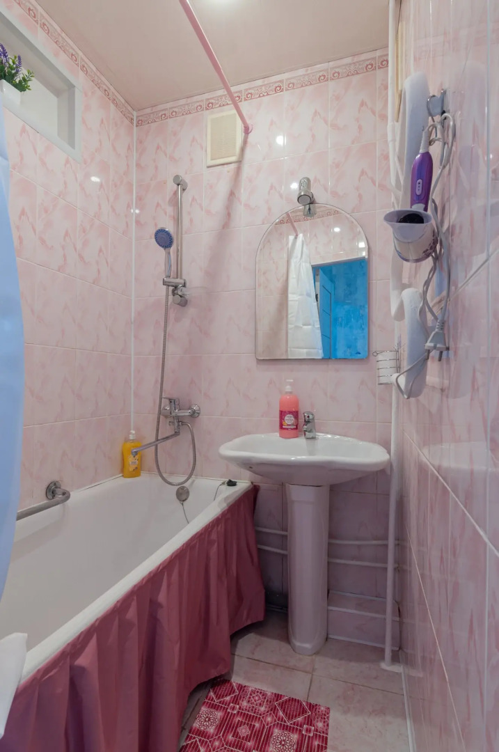 Квартира 2 комнатная чистая уютная