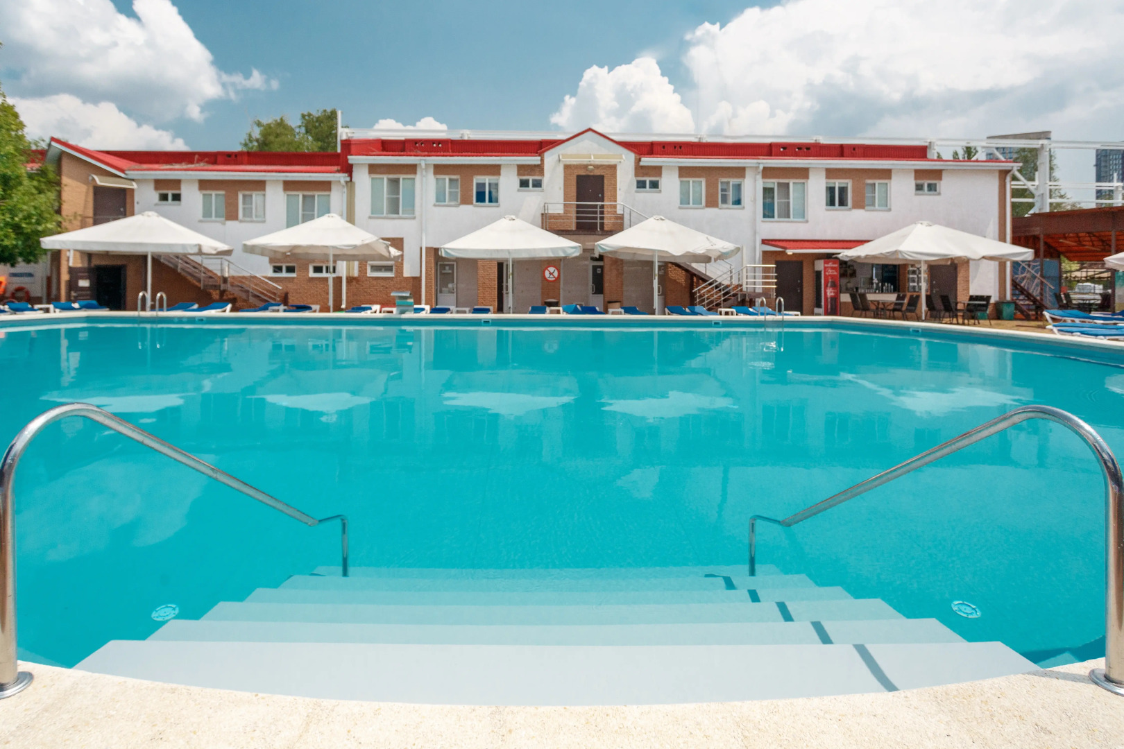 Гостиничный Комплекс Голубая Волна