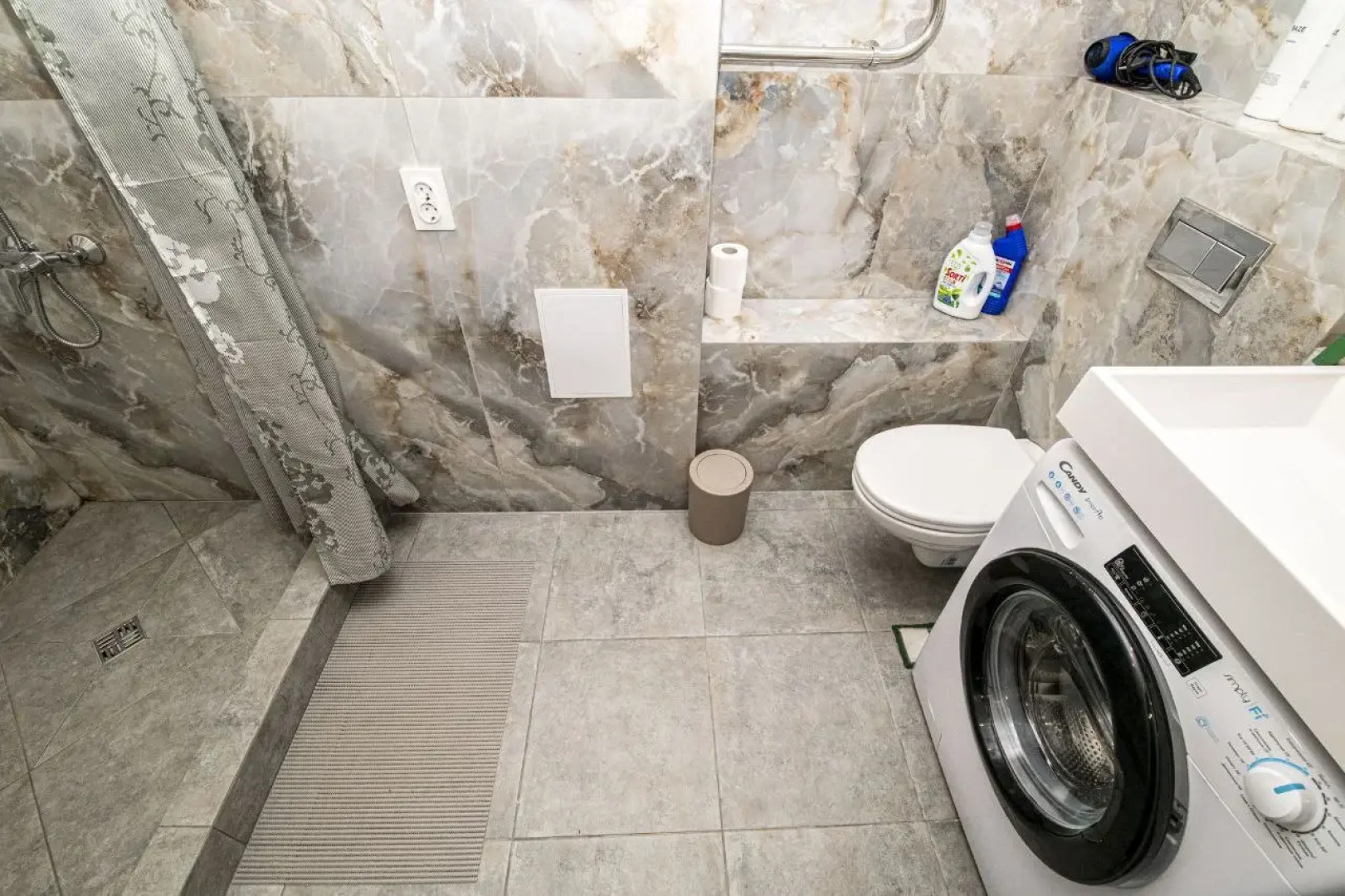 Апартаменты в Центре Города с Видом на Волгу