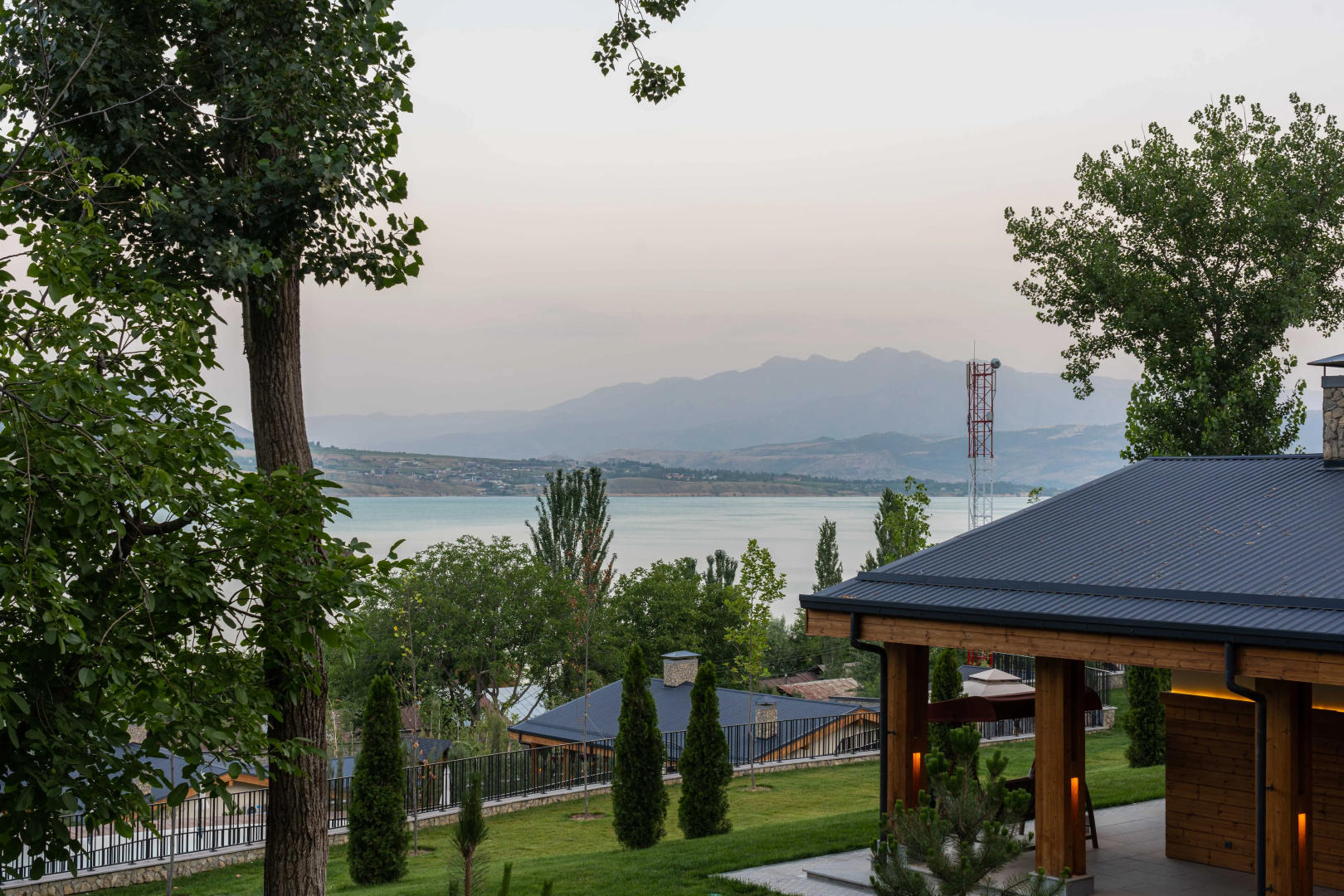 Burchmulla Resorts