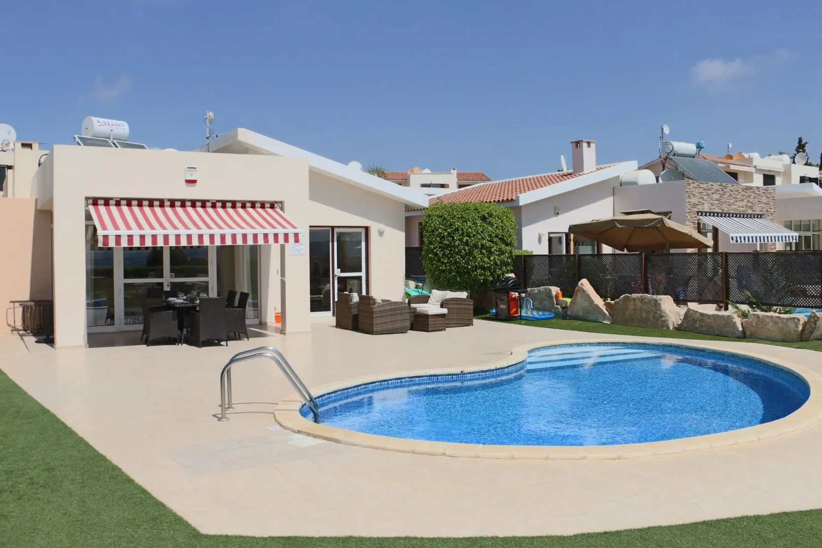 Вилла Beach Front Marina Sunrise