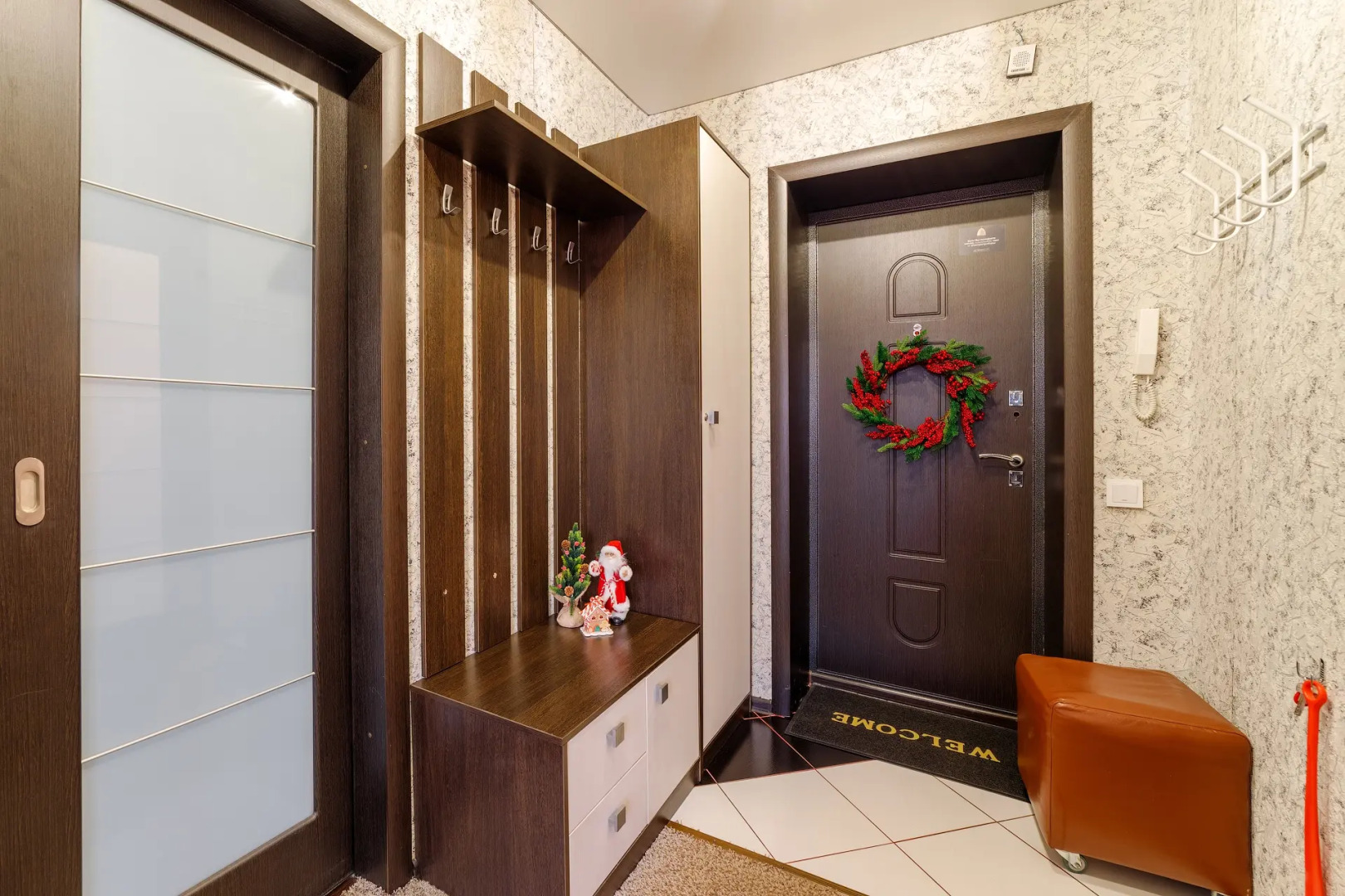 Квартира PrezentHaus на Чичканова 70б